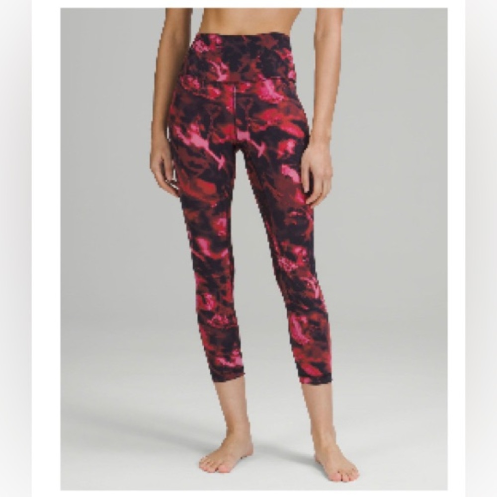 Lululemon Align high rise crop
